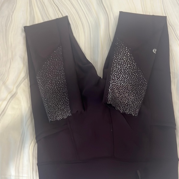 Lululemoon pants size 0 dark purple, very good condition. - Picture 1 of 5